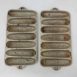 Wagner Ware Krusty Korn Kobs 1317 Tea Size Cast Aluminum Cornbread Pan Set of 2